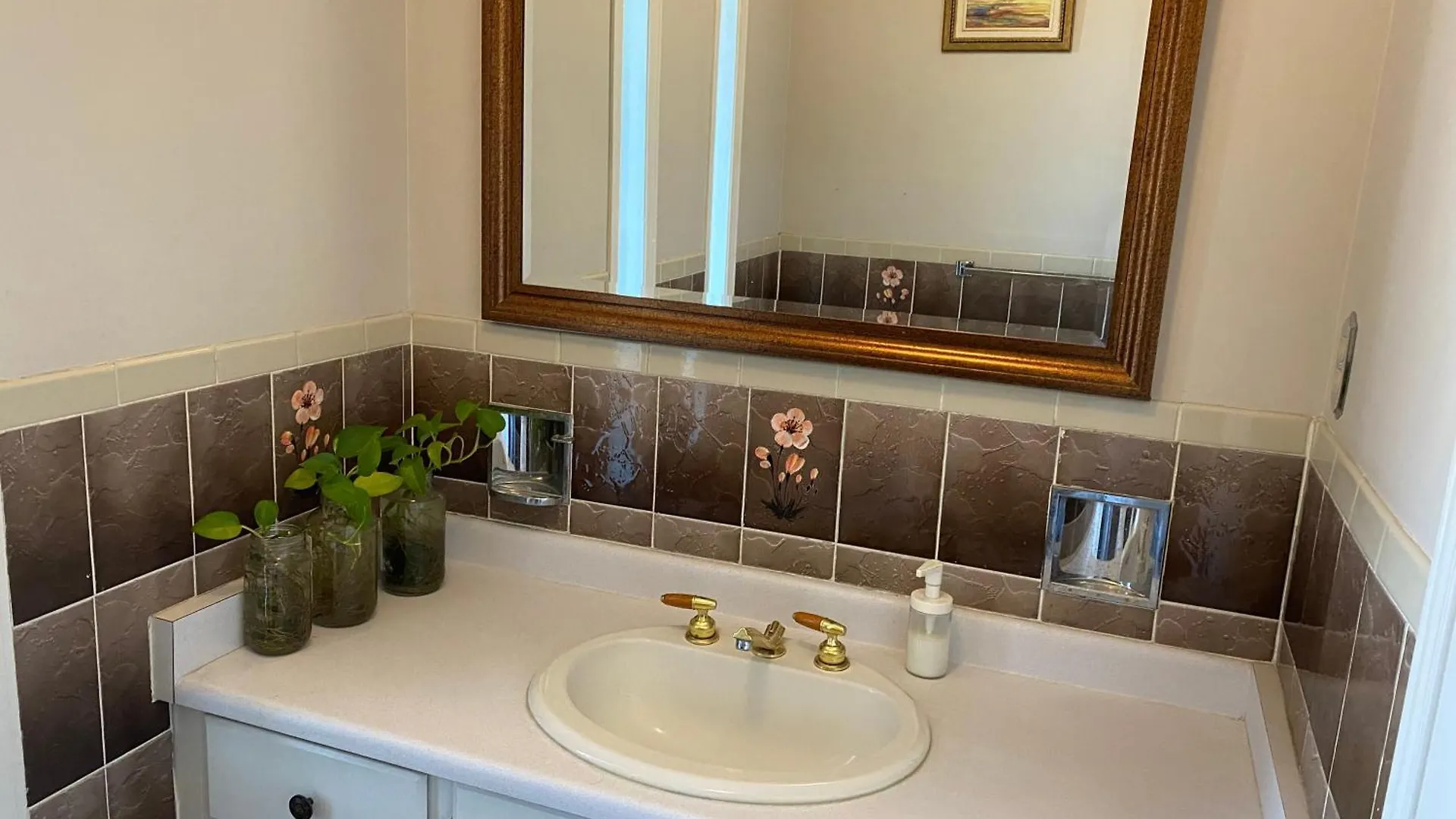 Guest house Comfort Stays Near Toronto Airport Mississauga